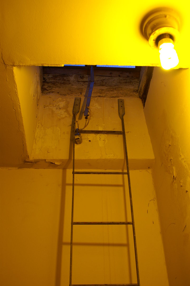 entrance to roof deck