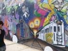 leslie and a mural